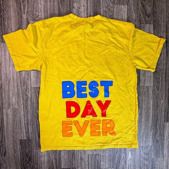 LEGOLAND Classic Yellow Graphic Logo T-Shirt Youth Large 100% Cotton - Picture 1 of 4